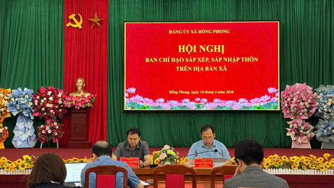 XÃ HỒNG PHONG TỔ CHỨC HỘI NGHỊ BAN CHỈ ĐẠO SẮP XẾP, SÁP NHẬP THÔN TRÊN ĐỊA BÀN XÃ
