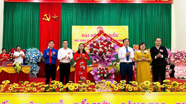 TỔ CHỨC THÀNH CÔNG ĐẠI HỘI ĐẠI BIỂU MTTQVN XÃ HỒNG PHONG LẦN THỨ I, NHIỆM KỲ 2025-2030