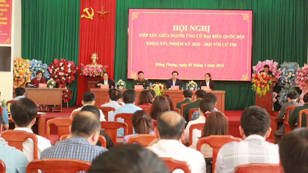 CÁC ỨNG CỬ VIÊN ĐẠI BIỂU QUỐC HỘI KHÓA XVI TIẾP XÚC CỬ TRI VẬN ĐỘNG BẦU CỬ TẠI XÃ HỒNG PHONG