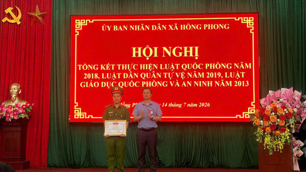 XÃ HỒNG PHONG TỔ CHỨC HỘI NGHỊ TỔNG KẾT THỰC HIỆN CÁC LUẬT VỀ QUỐC PHÒNG NĂM 2028, LUẬT DÂN QUÂN TỰ VỆ 2019 VÀ LUẬT GIÁO DỤC QUỐC PHÒNG ĐỊA PHƯƠNG 2013