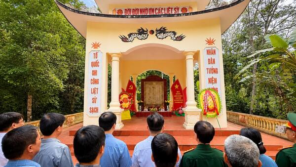 XÃ HỒNG PHONG: TRỌNG THỂ VÀ ẤM ÁP CÁC HOẠT ĐỘNG TRI ÂN KỶ NIỆM 79 NĂM NGÀY THƯƠNG BINH - LIỆT SĨ