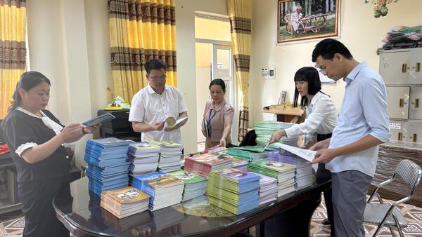 HỒNG PHONG SẴN SÀNG CHO NĂM HỌC MỚI 2026 – 2027